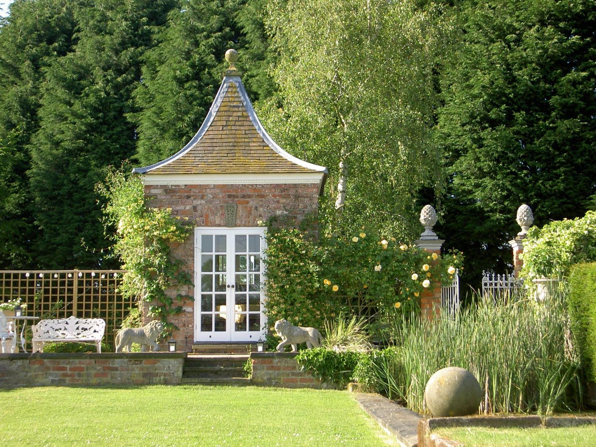 לינה וארוחת בוקר Malpas  Manor Farm Egerton חדר תמונה